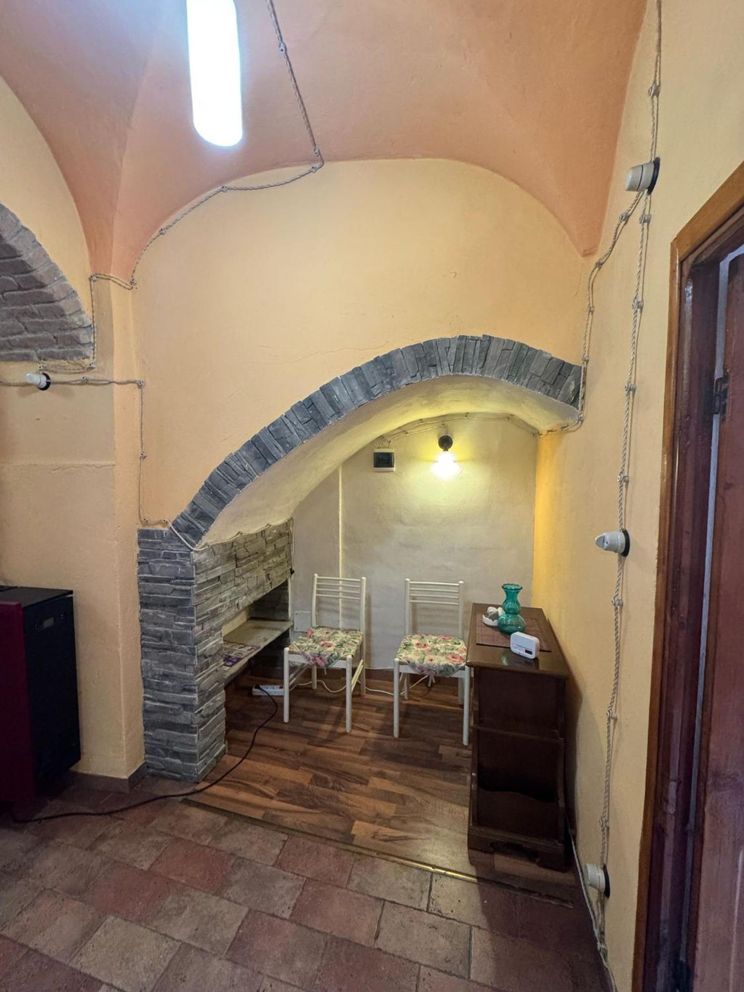 Casa Baciccia Apartment Badalucco Exterior photo